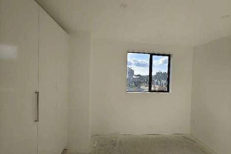 Photo of property in 9a Poruru Close, Papakura, 2110