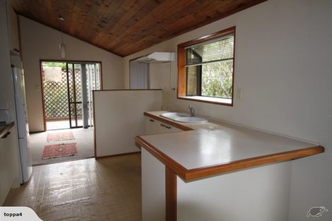 Photo of property in 11 Firle Place, Green Bay, Auckland, 0604