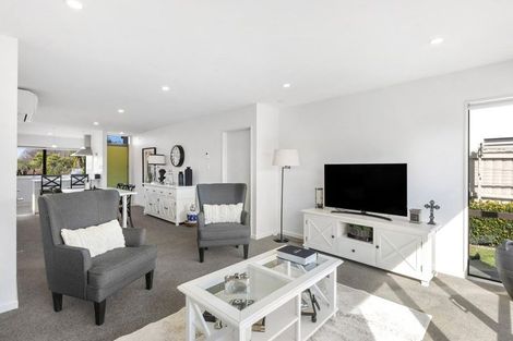 Photo of property in 10 Torbeg Lane, Broomfield, Christchurch, 8042