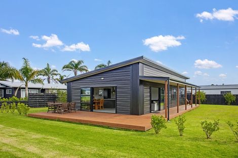 Photo of property in 101 Kelly Jade Avenue, Matarangi, Whitianga, 3592