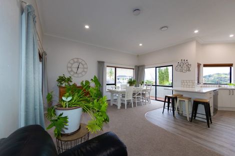 Photo of property in 26 Cumberland Rise, Taradale, Napier, 4112