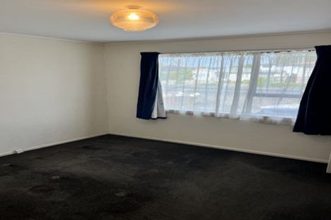 Photo of property in 41 Rathgar Road, Henderson, Auckland, 0610