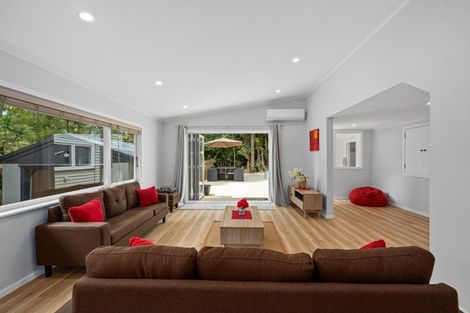 Photo of property in 45 Park Road, Titirangi, Auckland, 0604