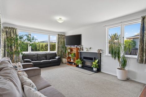 Photo of property in 27 Woodford Avenue, Brookfield, Tauranga, 3110