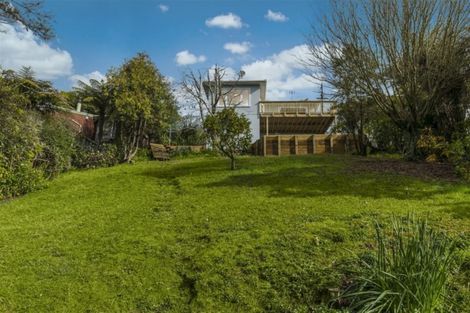 Photo of property in 86 Shetland Street, Glen Eden, Auckland, 0602