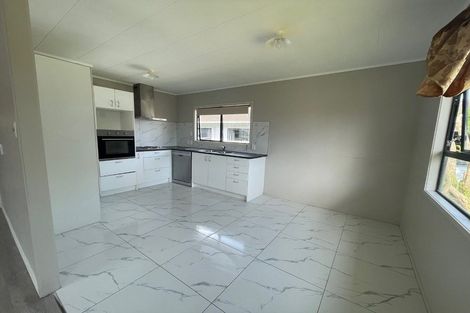 Photo of property in 15a Secretariat Place, Randwick Park, Auckland, 2105