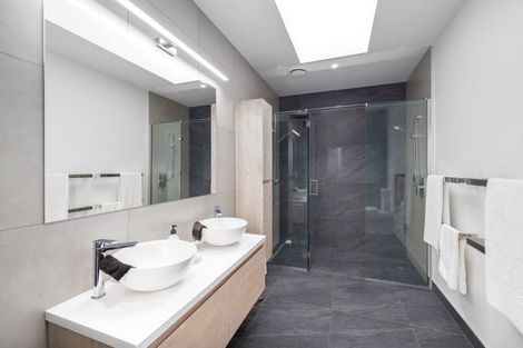 Photo of property in 21a Hawkesbury Avenue, St Albans, Christchurch, 8014