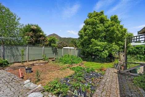 Photo of property in 50 Waller Street, Murchison, 7007