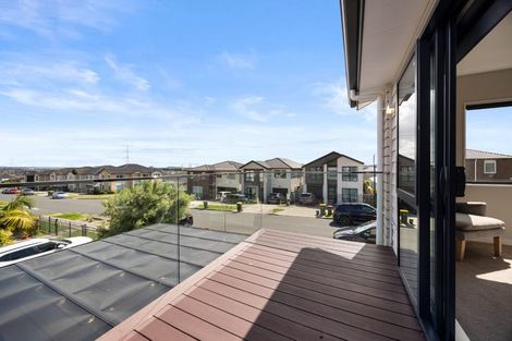 Photo of property in 67 Drumbuoy Drive, Flat Bush, Auckland, 2019