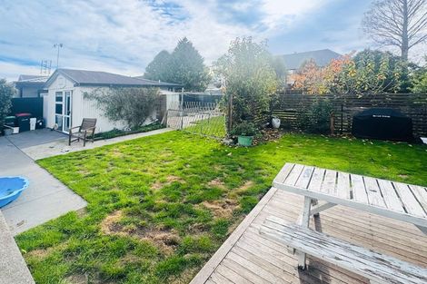 Photo of property in 55 Dunedin Street, Redwood, Christchurch, 8051