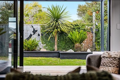 Photo of property in 11 Makete Crescent, Hobsonville, Auckland, 0618