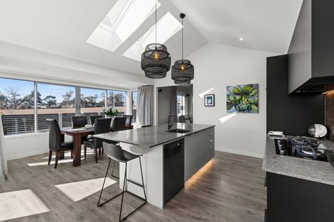 Photo of property in 143 Arataki Road, Havelock North, 4130