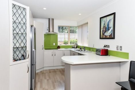 Photo of property in 3 Surrey Lane, Glenview, Hamilton, 3206