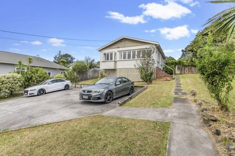 Photo of property in 33 Clayburn Road, Glen Eden, Auckland, 0602