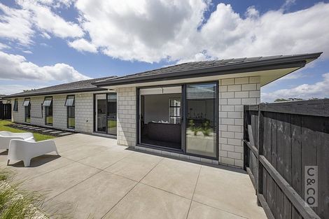 Photo of property in 14 Kelly Road, Riverhead, 0820