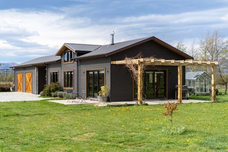 Photo of property in 66 Gladsmuir Road, Queensberry, Cromwell, 9383