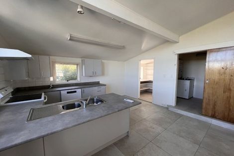 Photo of property in 86 Rosario Crescent, Red Beach, 0932