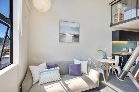 Photo of property in Urbane Apartments, 44/29 Webb Street, Mount Cook, Wellington, 6011