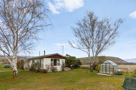 Photo of property in 2182 Tarras-cromwell Road, Tarras, Cromwell, 9383