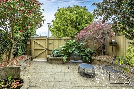 Photo of property in 2/28 Derby Street, St Albans, Christchurch, 8014