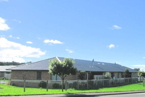 Photo of property in Kessel Way, 23/379 Swanson Road, Ranui, Auckland, 0612