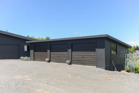 Photo of property in 470 Porangahau Road, Waipukurau, 4282