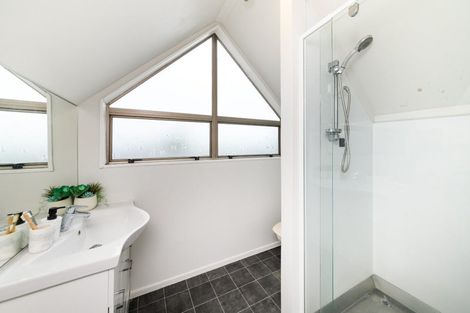 Photo of property in 76a Wood Street, Takaro, Palmerston North, 4410