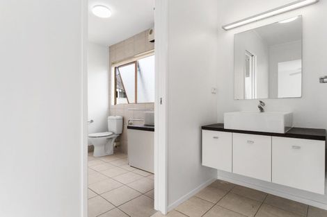 Photo of property in 63a/3 Norwood Road, Bayswater, Auckland, 0622