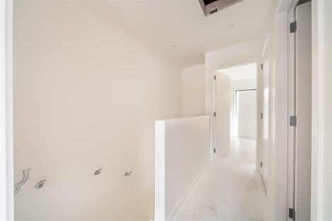 Photo of property in 4/104 Martin Street, Wallaceville, Upper Hutt, 5018