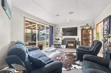 Photo of property in 7 Johnson Street, Bulls, 4818