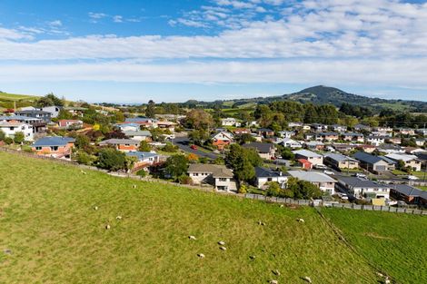 Photo of property in 61 Elwyn Crescent, Green Island, Dunedin, 9018