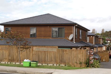 Photo of property in 140 Wellington Street, Howick, Auckland, 2014