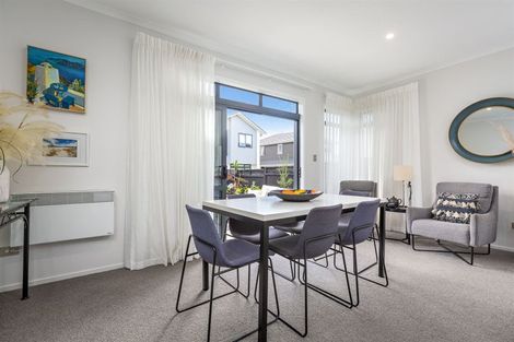 Photo of property in 9 Fort Lincoln Loop, Karaka, Papakura, 2113