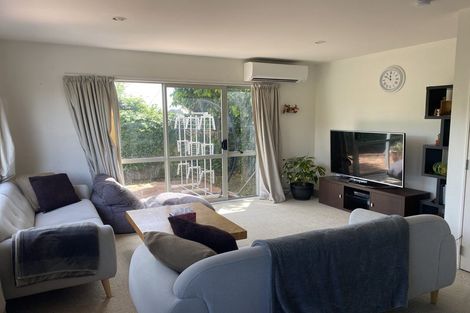 Photo of property in 1b Bould Street, Johnsonville, Wellington, 6037