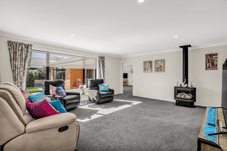 Photo of property in 11 Mistral Road, Northwood, Christchurch, 8051