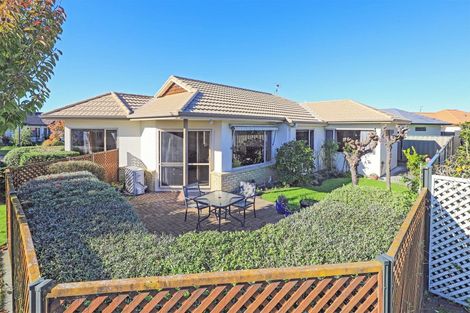 Photo of property in 6 Flemington Place, Taradale, Napier, 4112