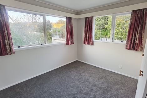 Photo of property in 54 Dominion Park Street, Johnsonville, Wellington, 6037