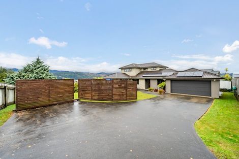 Photo of property in 9 Colin Guppy Crescent, Riverstone Terraces, Upper Hutt, 5018
