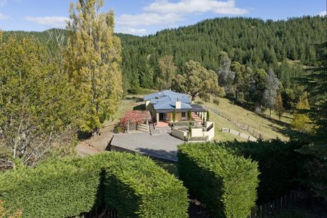 Photo of property in 1544 Kahuranaki Road, Kahuranaki, Havelock North, 4295
