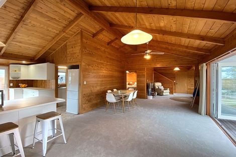 Photo of property in 122b Barbara Avenue, Whangamata, 3620