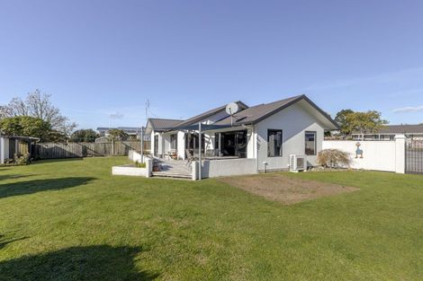 Photo of property in 20 Kowhai Street, Strandon, New Plymouth, 4312