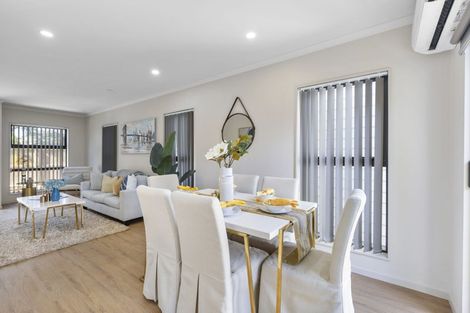 Photo of property in 89c Cascades Road, Pakuranga Heights, Auckland, 2010