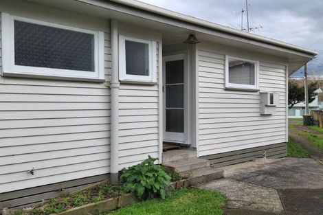 Photo of property in 71 Awaroa Road, Helensville, 0800