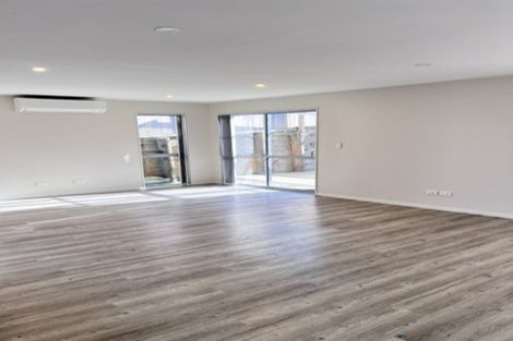 Photo of property in 19a Minaret Drive, Bucklands Beach, Auckland, 2014