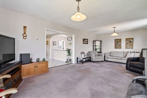 Photo of property in 25 Heaphy Place, Casebrook, Christchurch, 8051