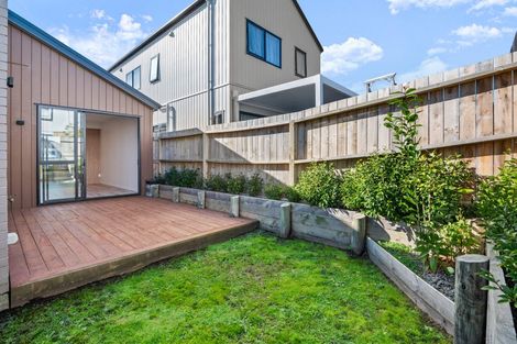 Photo of property in 63 Horokaka Street, Massey, Auckland, 0614