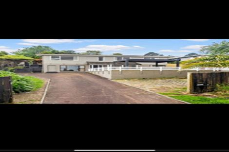 Photo of property in 16 Glenbervie Crescent, Massey, Auckland, 0614