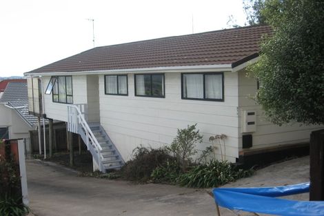 Photo of property in 1/21 Gwenand Place, Botany Downs, Auckland, 2010