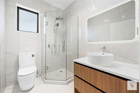 Photo of property in 39 Tributary Parade, Karaka, 2113