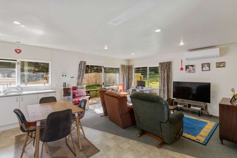 Photo of property in 104a Collingwood Road, Waiuku, 2123